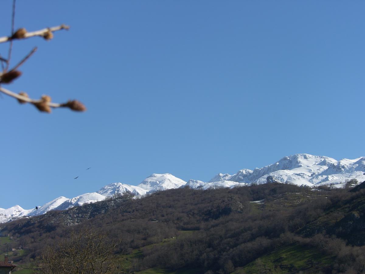 Posada El Pareon Sirviella Exteriér fotografie